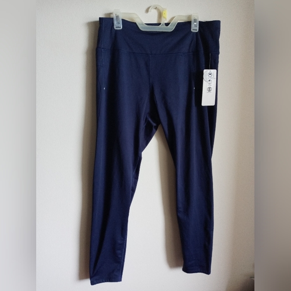 NWT Layers8 Blue reflective detail Qwick Dry leggings - Picture 1 of 10